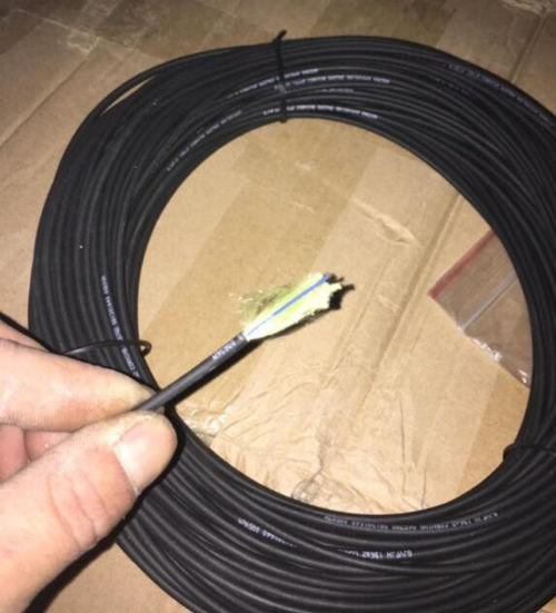 长治地区12芯光缆选购指南 类型、应用与选型要点